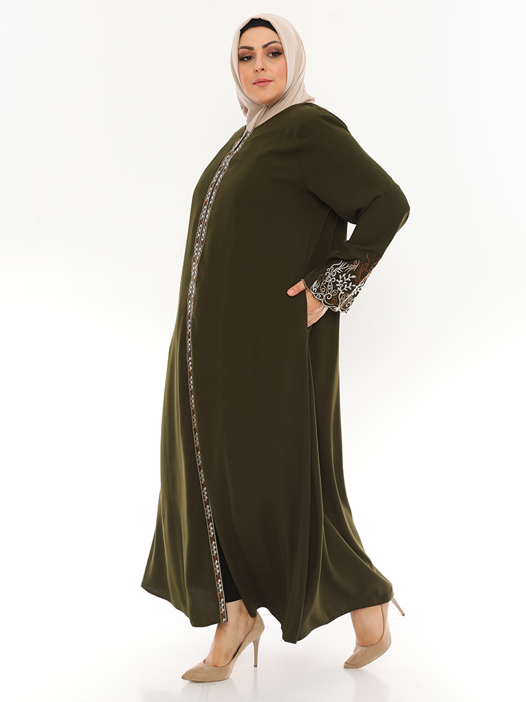 Orientalische Abaya mit bestickten Ärmeln - MOSMO