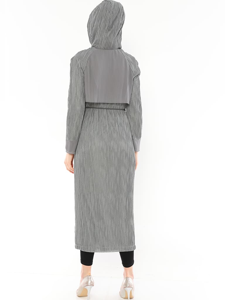 	Moderne Abaya aus Chiffon