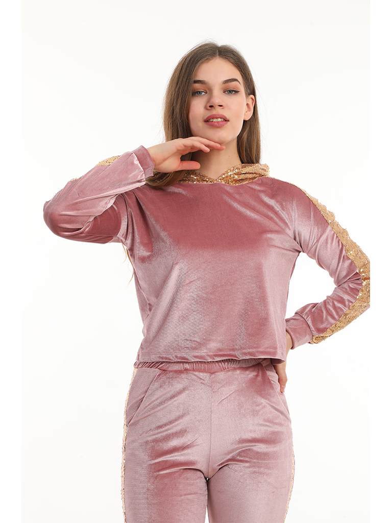 Velvet pajama with shiny fabric